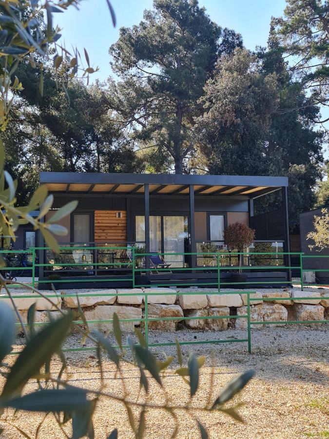 Luxury Mobile Homes Ivaci Rovinj Eksteriør bilde