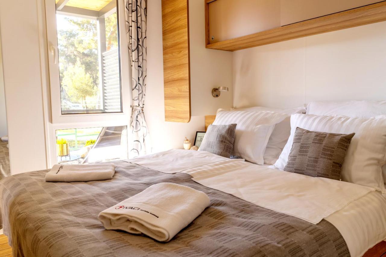 Luxury Mobile Homes Ivaci Rovinj Eksteriør bilde